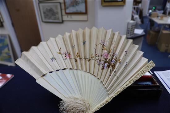 A good Chinese export ivory and silk fan, late 19th century, with original lacquer box, Fan 33cm, box 41.2cm